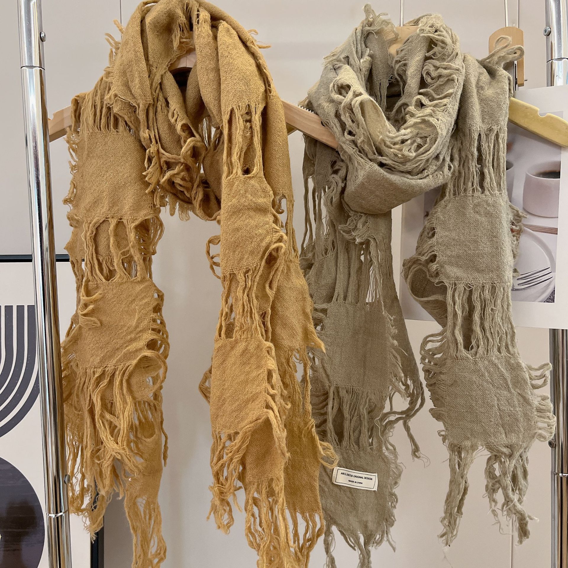 2025 New Fashion Ripped Hole T - Wool Scarf Men reseña y precio